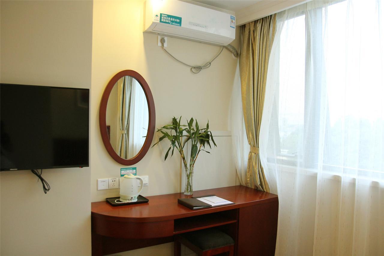 Greentree Inn Shandong Qingdao Development District Sdust Express Hotel Bagian luar foto