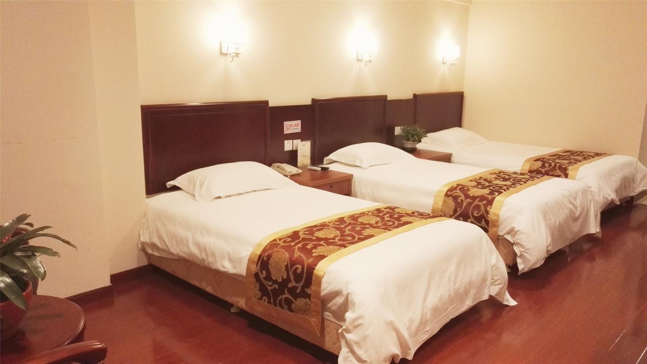 Greentree Inn Shandong Qingdao Development District Sdust Express Hotel Bagian luar foto