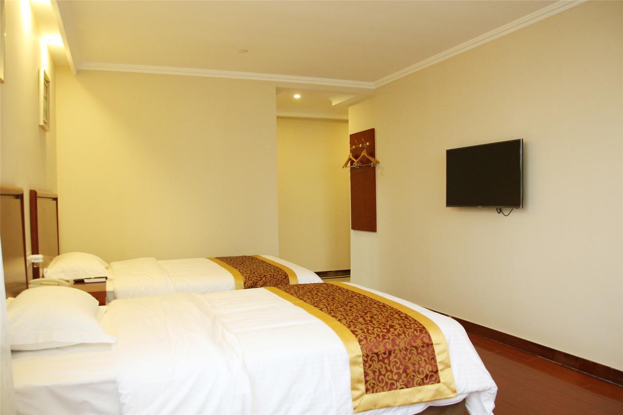 Greentree Inn Shandong Qingdao Development District Sdust Express Hotel Bagian luar foto